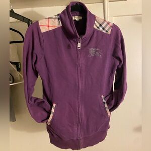 Purple Burberry sweater 10/10 condition size medium